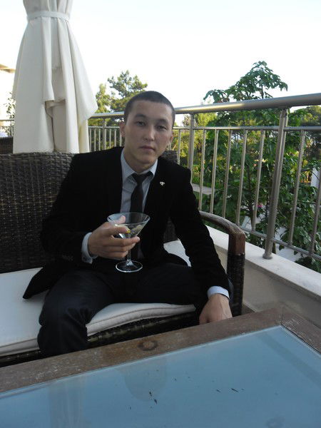 Асылбек Султанов