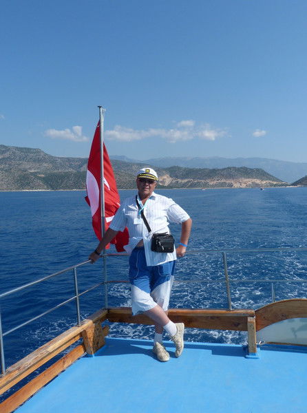 Владимир Голомазов