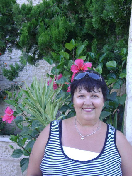 Нина Скоробогатая