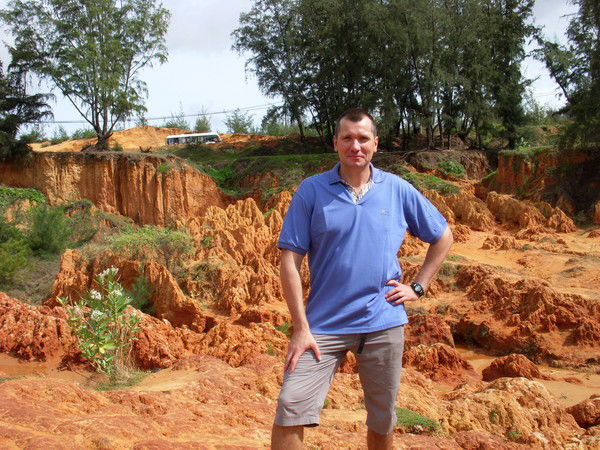 Анатолий Емельянов