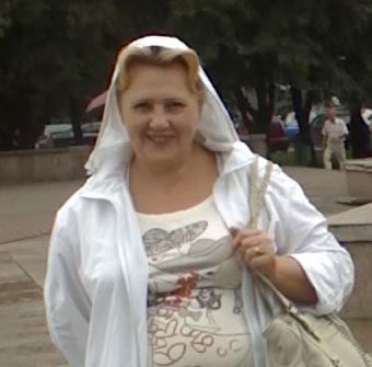 Елена Острецова