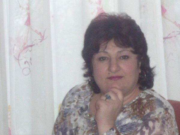 Елена Атаян