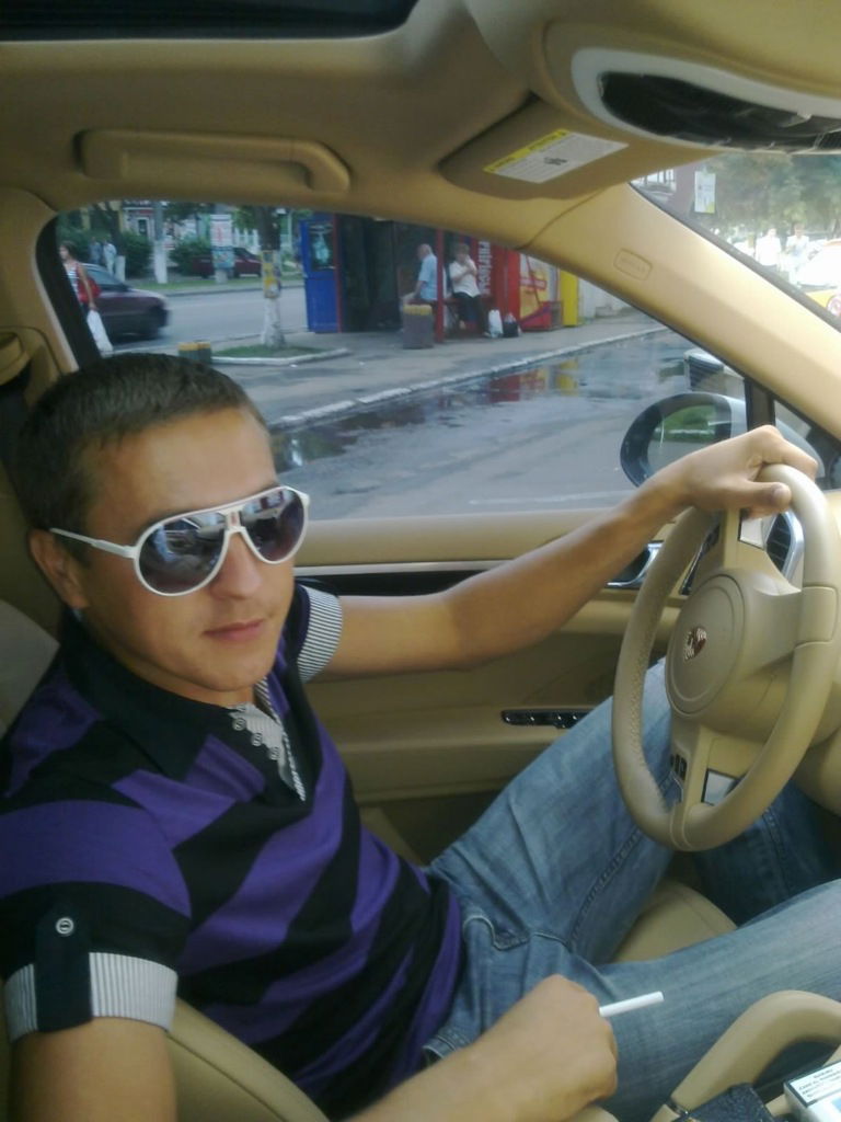 Антон Журавлев