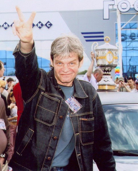 Анатолий Мельников