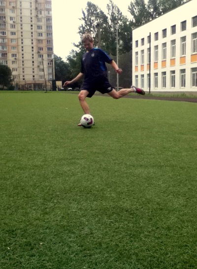 Артём Артёмов