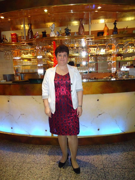 Лена Семенова