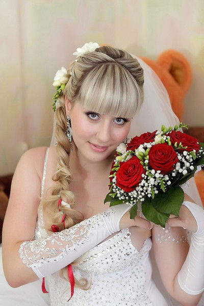 Олечка Белая