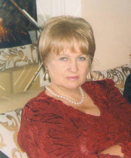 Любовь Искам