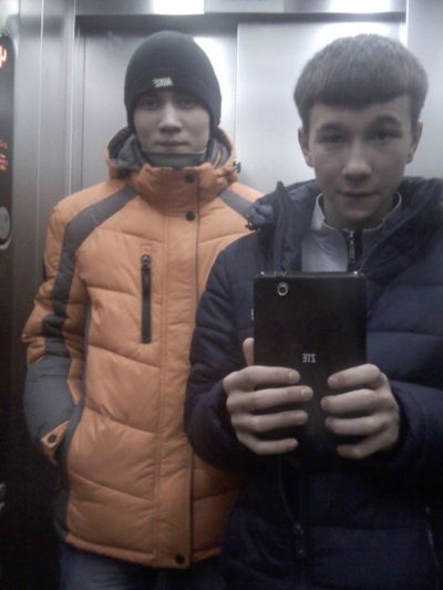 Макс Саитов