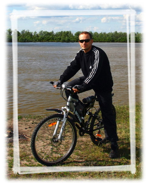 Максим Ожерельев