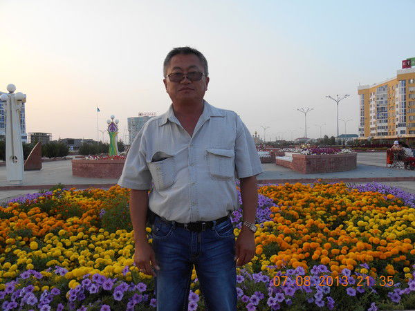 Леонид Югай