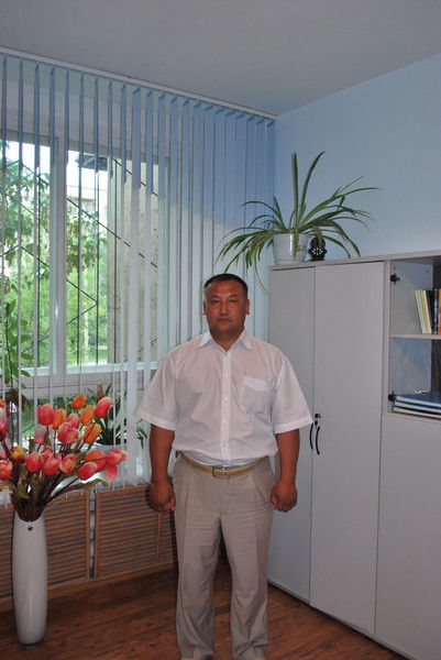 Абай Искаков