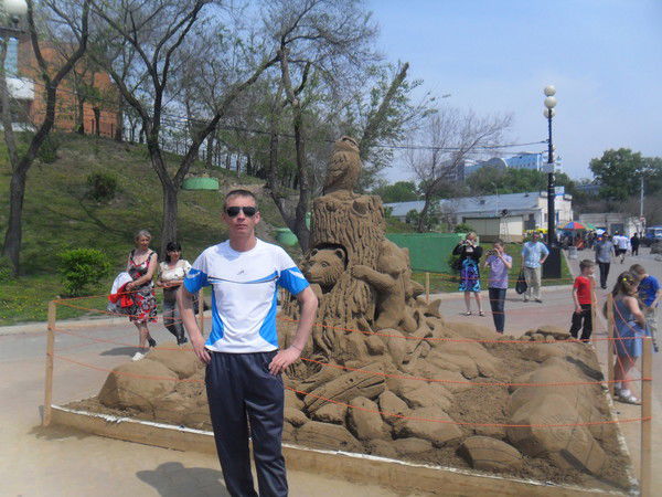 Олег Кузнецов