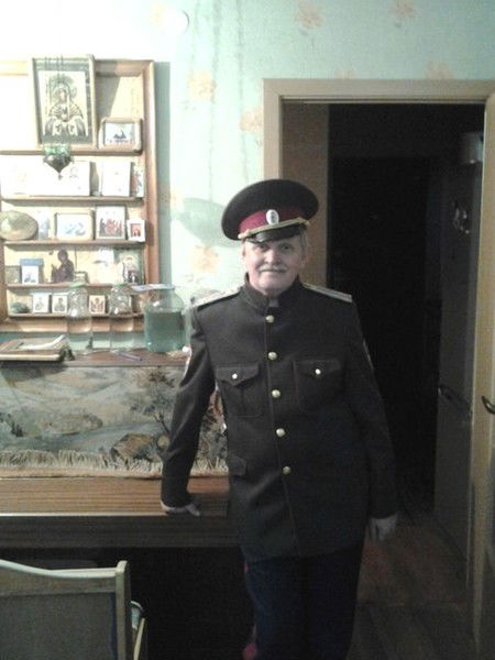 Александр Чекменёв