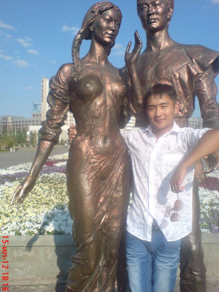 Нуржан Шарипханулы