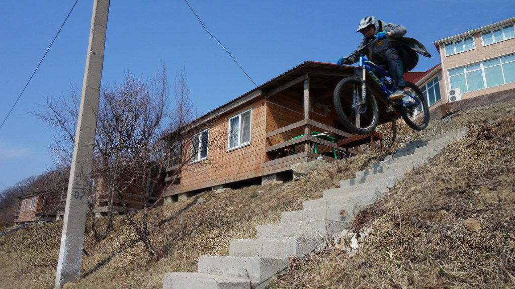 Николай Анохин