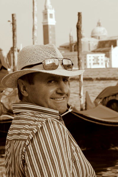 Игорь Олтяну