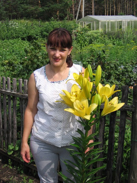 Оля Теплова