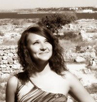 Елена Адамова