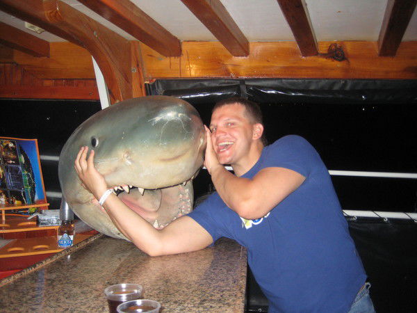 Неизвестно Неизвестно