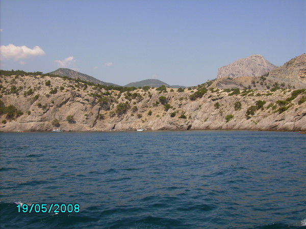 Толик Неважно