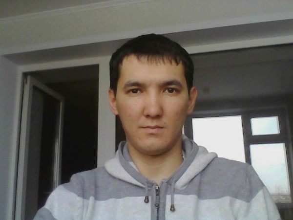 Болат Шарипов