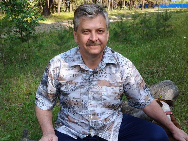 Виктор Ходырев