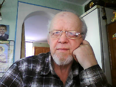 Петр Довженко