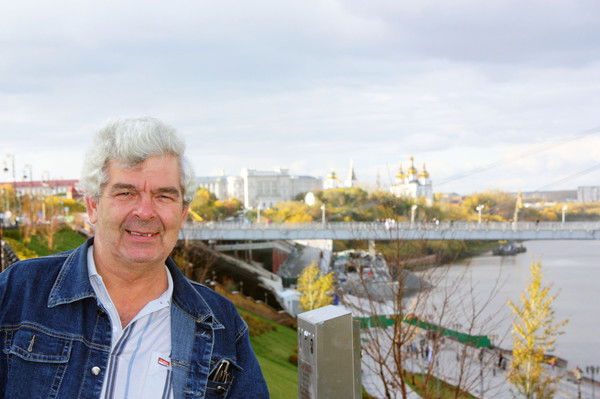 Олег Лебедев