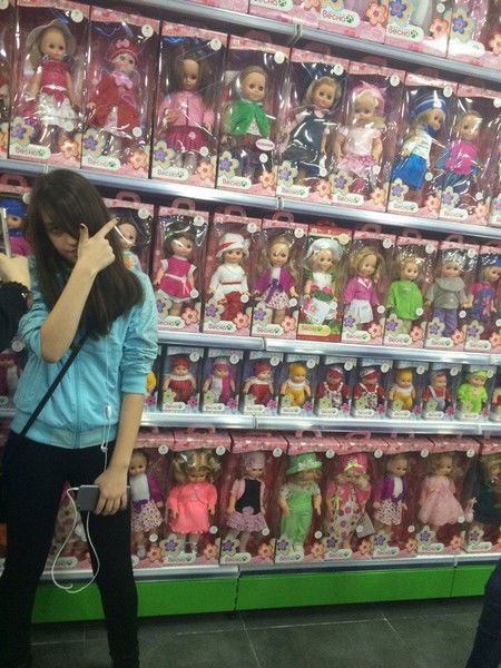 Ника Залозная