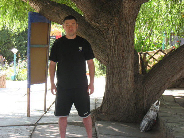 Аскар Садвакасов