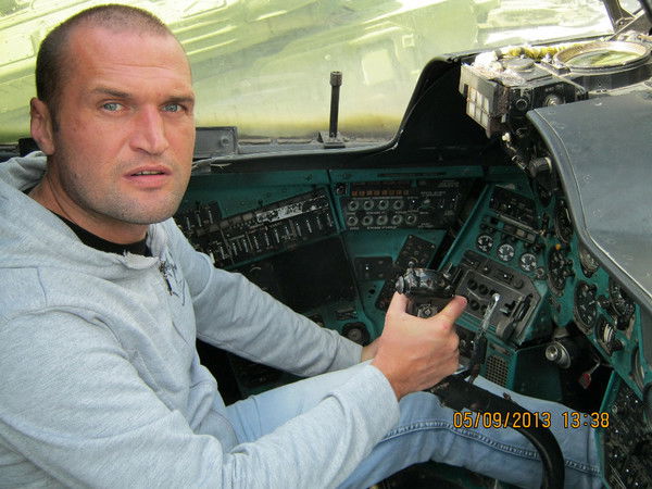 Александр Кравцов