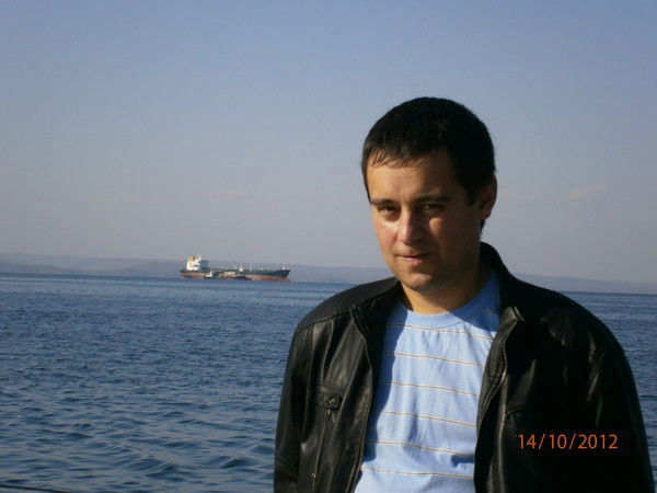 Александр Агафонов