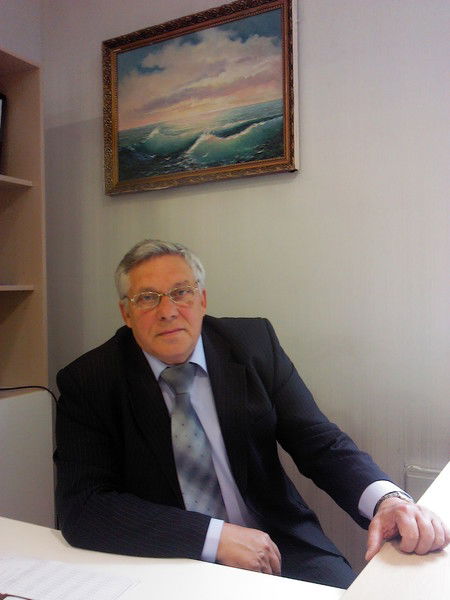 Анатолий ******