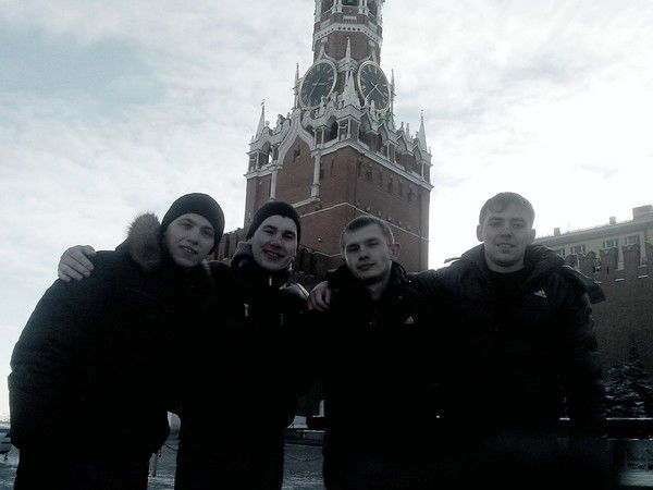 Макс Устьянцев