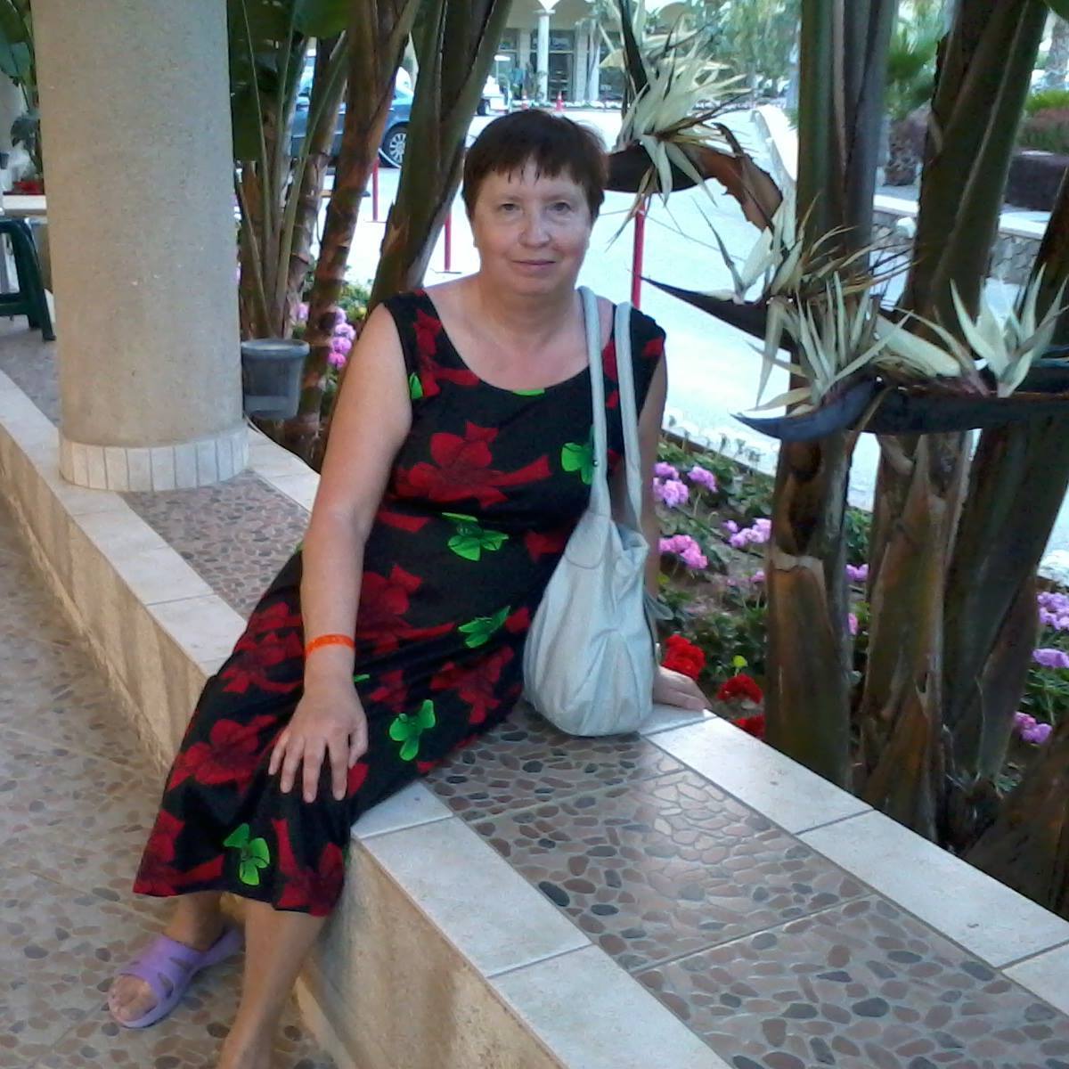 Люда Ермолаева