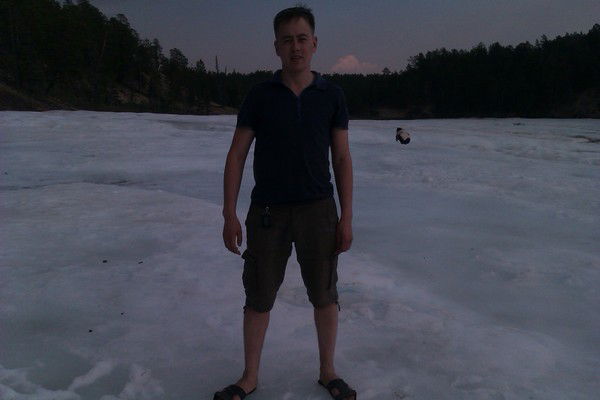 Александр Николаев