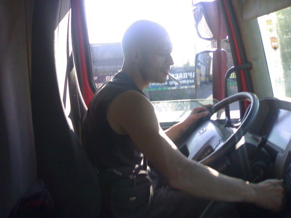 Денис Астраханцев