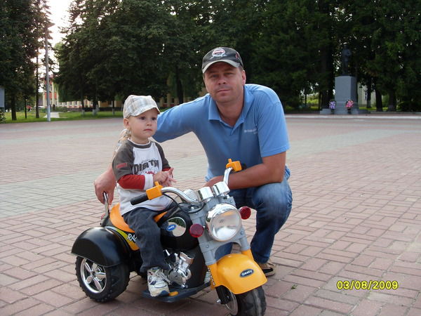 Олег Кузавков