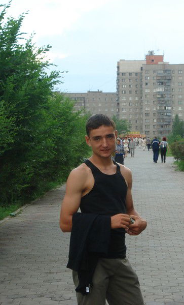 Андрей Новиков