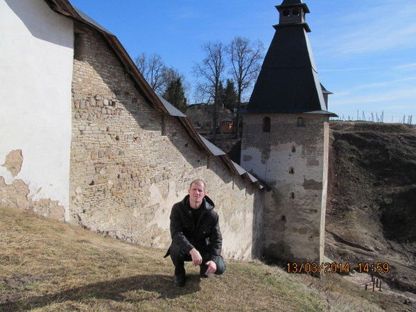 Олег Ермолаев