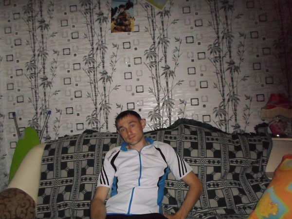 Игорь Новоселов