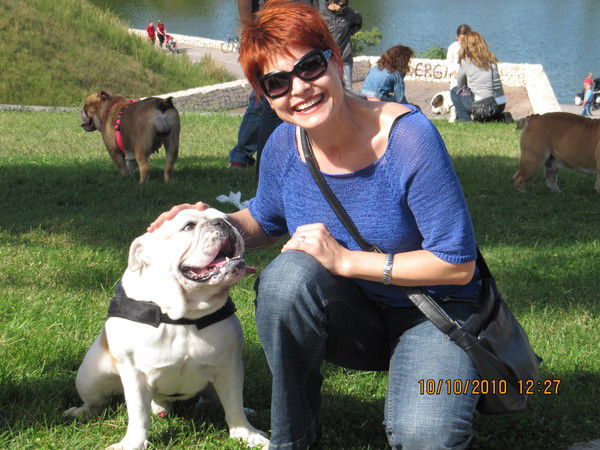 Aнжела Кужба