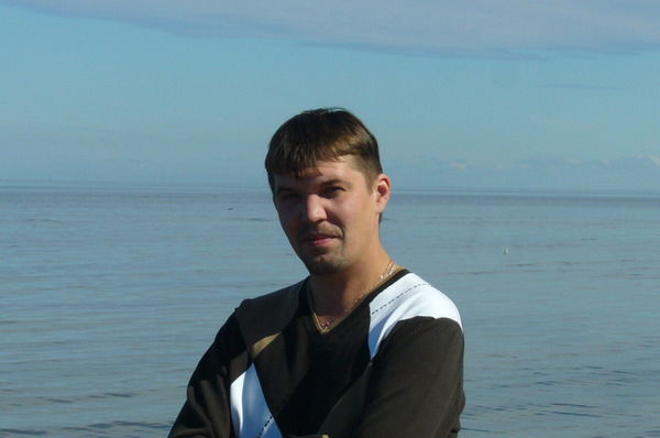 Роман Коряков