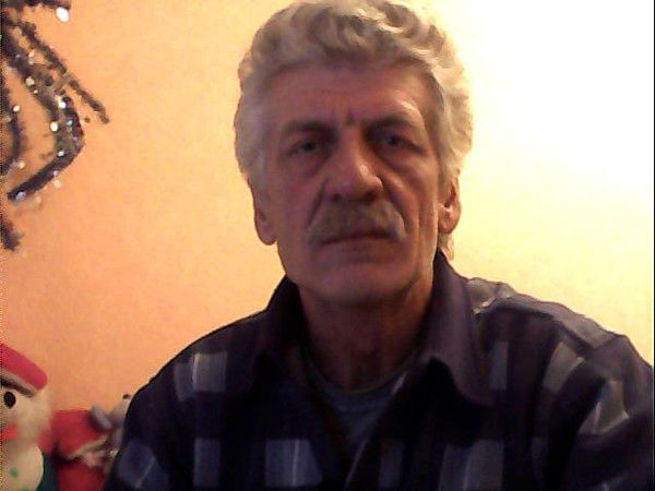 Владимир Антюхов