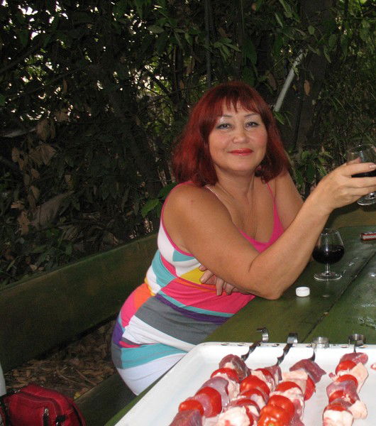 Саша Иванова