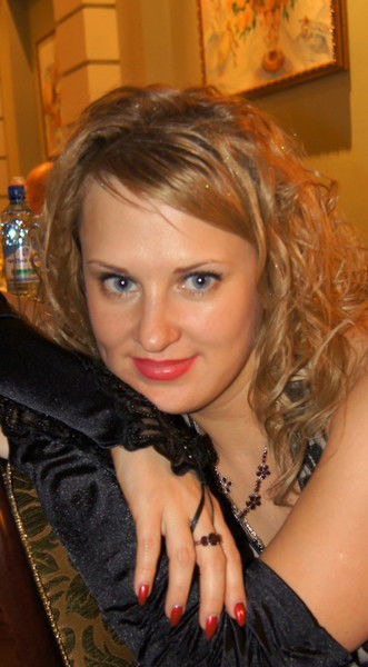 Алена Останина