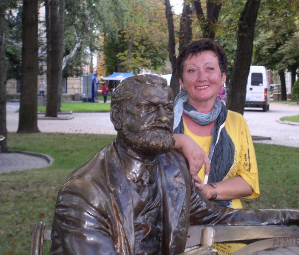 Наташа Деркач