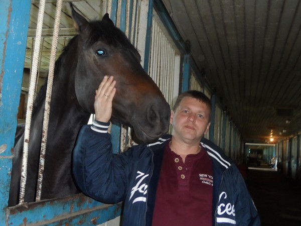 Дмитрий Аверьянов