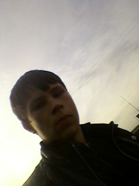 Максим Белый